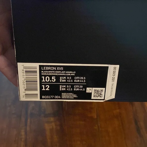 Nike lebron XVII sneaker - Picture 5 of 6